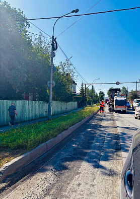 Почему в городе Новоуральск ремонтируют дорогу не там, где “все просят”? И что вообще происходит с благоустройством?
